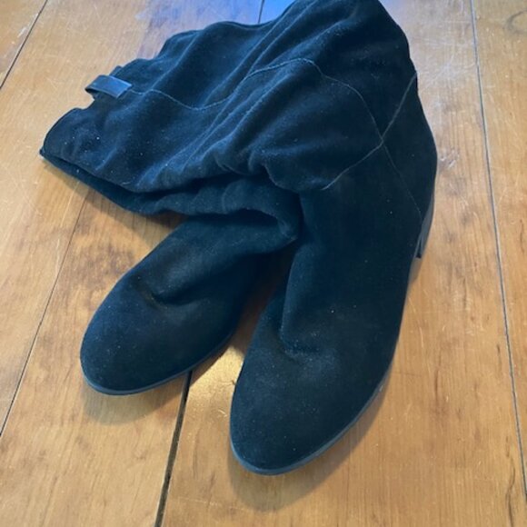 Slouchy Black suede block heel boots. Really cute! - Picture 2 of 7